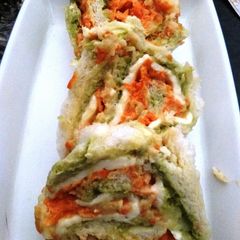 A picture of Tricolour pin wheel sandwitch.