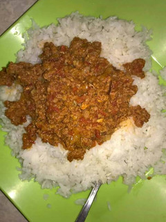 A picture of Minced meat and rice.