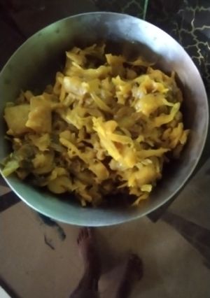 বাঁধাকপির ঘন্ট (bandhakopir ghonto recipe in bengali) রেসিপির প্রধান ছবি