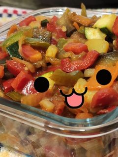Una foto de Pisto de verduras
