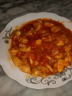صورة لوصفة صدر الدجاج بصلصة الطماطم