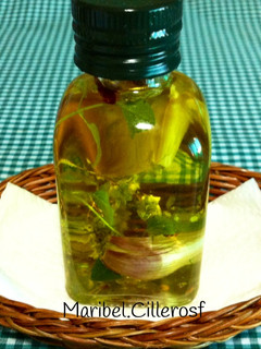 Una foto de AOVE Aromatizado