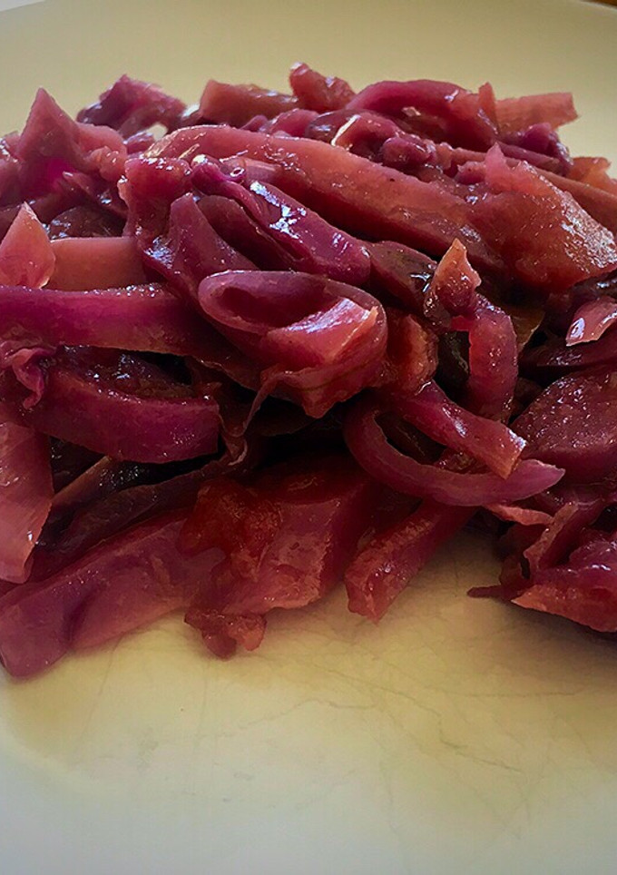 Una foto de Col morada agridulce