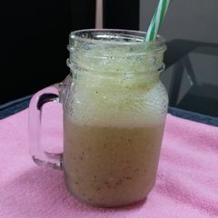 A picture of Kiwi Cooler.
