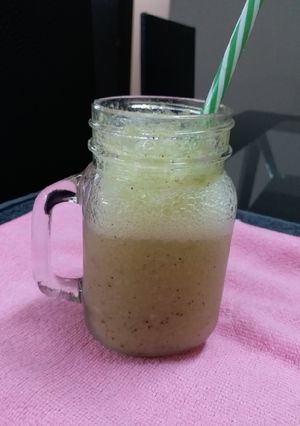 A picture of Kiwi Cooler.
