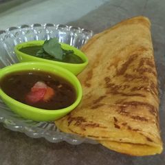 A picture of Stuff cheela of besan and suji.