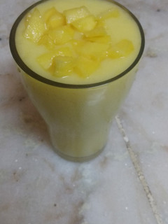 மேங்கோ மில்க் ஷேக் செய்முறை முக்கிய புகைப்படம்