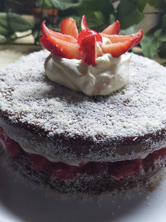 Una foto de Lamingtons Cake o Torta Lamingtons