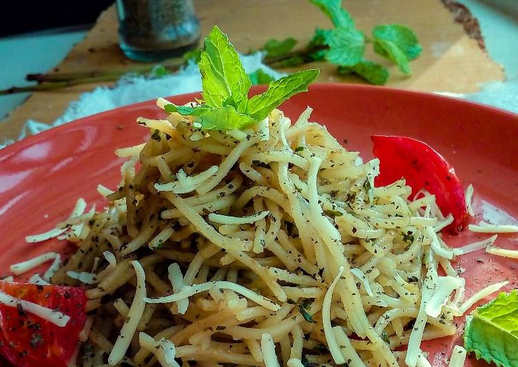 Bagaimana Menyiapkan Tuna Mint Spaghetti, Sempurna