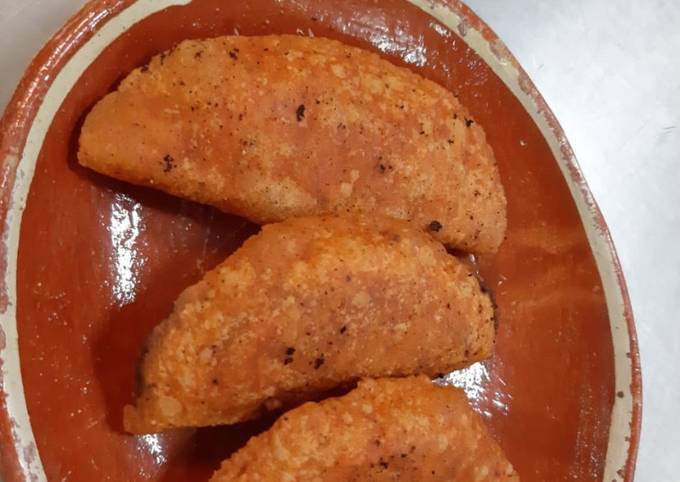 Empanadas de carne con frijol (Tabasco) Receta de Quique Borrayo Sampayo-  Cookpad
