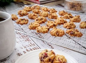 Gambar BISKUT KRANBERI KURMA #kurma