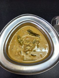 காளான் கிரேவி for மசாலா சப்பாத்தி(mushroom gravy recipe in tamil) செய்முறை முக்கிய புகைப்படம்