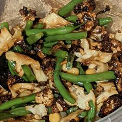 A picture of Roasted Cauliflower Salad.