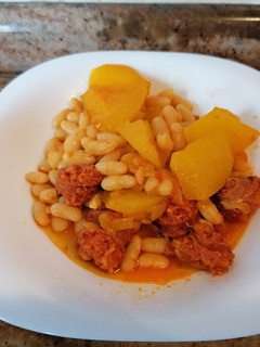 Una foto de Alubias estofadas con chorizo