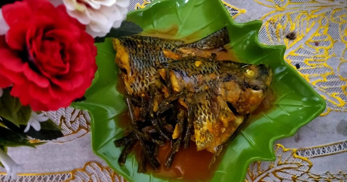 Pangek Ikan Nila (Masakan Minang)