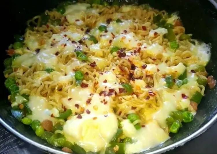 Steps to Make Quick Maggi Cheese