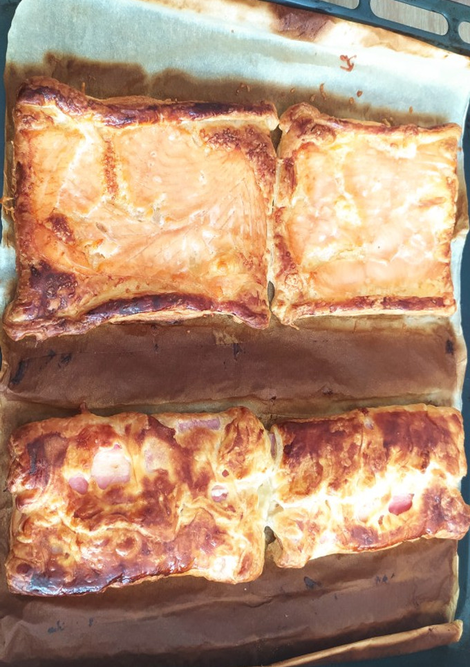 Una foto de Hojaldres distintos sabores