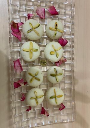 A picture of Instant milk peda.