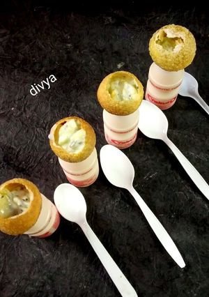 A picture of Creamy Kiwi Punch in Yakult Poori.