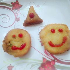 A picture of Bread kachodi & Bread samosa.