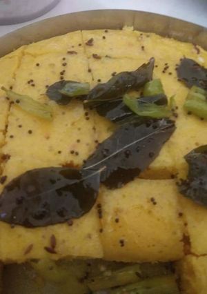 A picture of Gujarati special Nylon Khaman Dhokla.