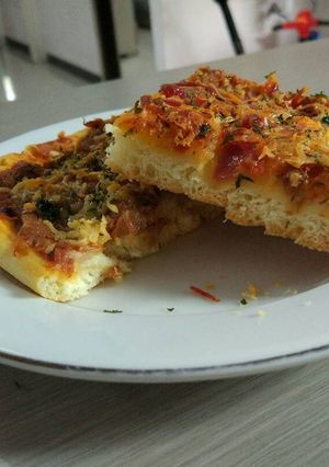 Foto resep Pizza mudah simple dan empuk😁