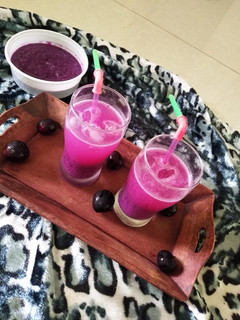 A picture of Black plum kala khatta.