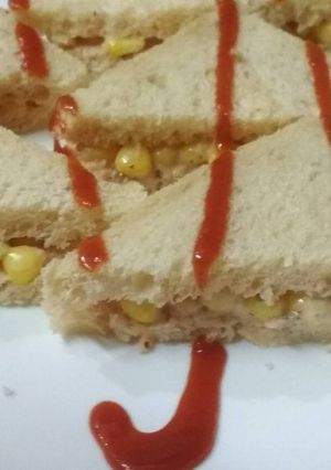 A picture of Corn mayo sandwiches.