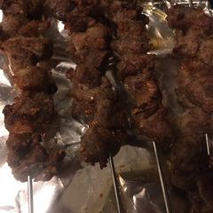 A picture of Lamb shoulder skewer keto.