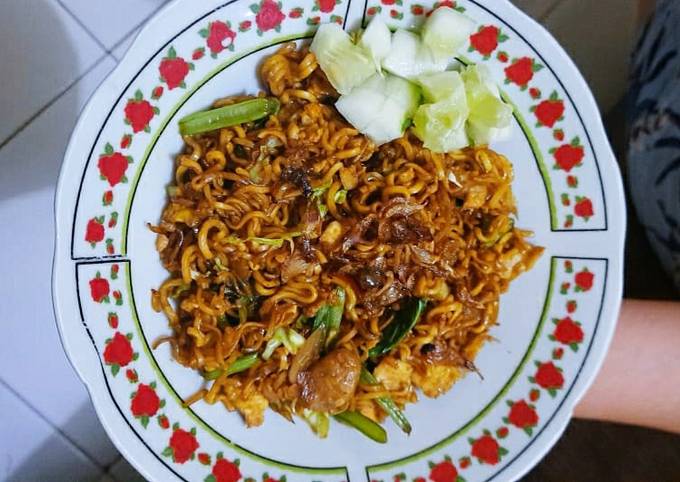 Resep Mie Goreng Alá Chinese Food Resto Oleh Indira Yien (尹玫嬅) - Cookpad