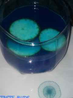 A picture of Blue Hawaii.
