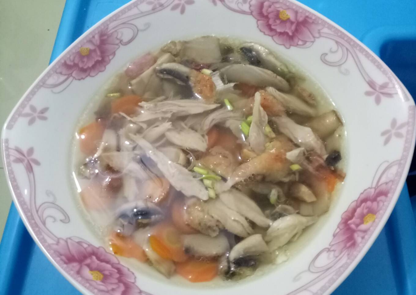 Sup ayam jamur