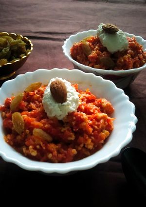 गाजर का हलवा (Gajar ka halwa recipe in Hindi) रेसिपी मुख्य फोटो