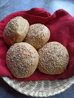 Una foto de Pan de hamburguesa semi integral