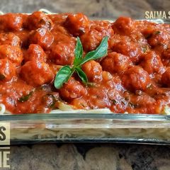 A picture of Meat balls spaghettis.