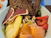 Une photo de salade magret