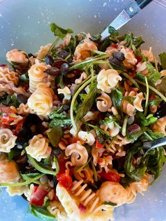 Mediterraner Nudelsalat mit Rucola Rezepthauptbild