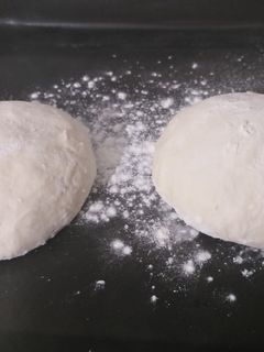 Una foto de Pizza casera (Masa de pizza)