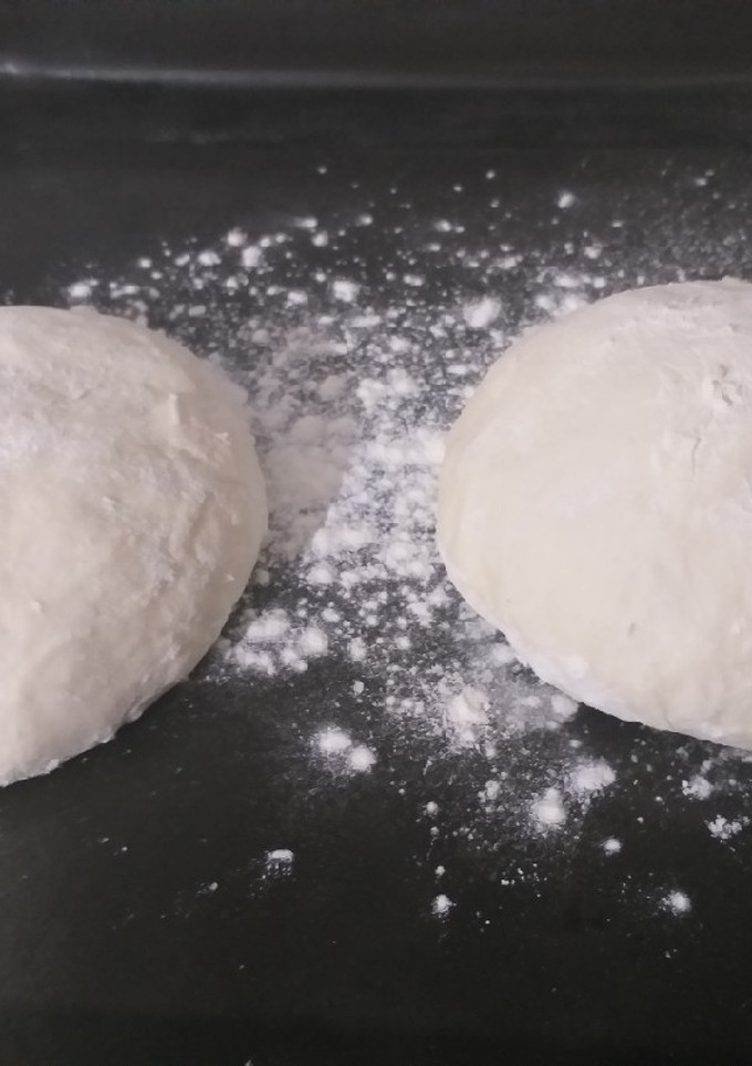 Una foto de Pizza casera (Masa de pizza)