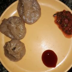 A picture of Steamed momos.