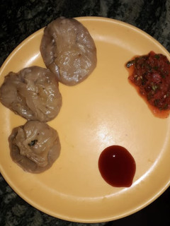 A picture of Steamed momos.