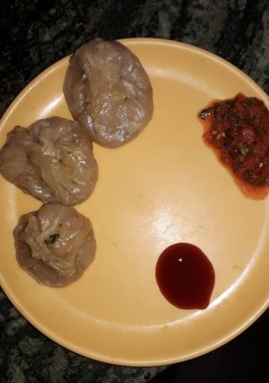 A picture of Steamed momos.