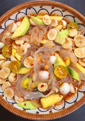 Hình của món Sứa ngâm mắm nhĩ.