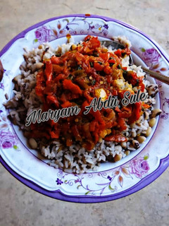 A picture of Shinkafa da Wake da Miya.