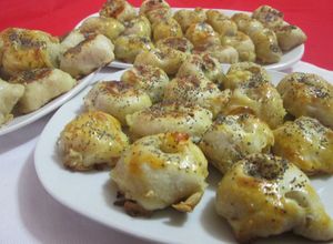 Una foto de Knishes