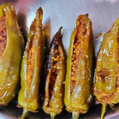 A picture of Bharwa Mirchi.