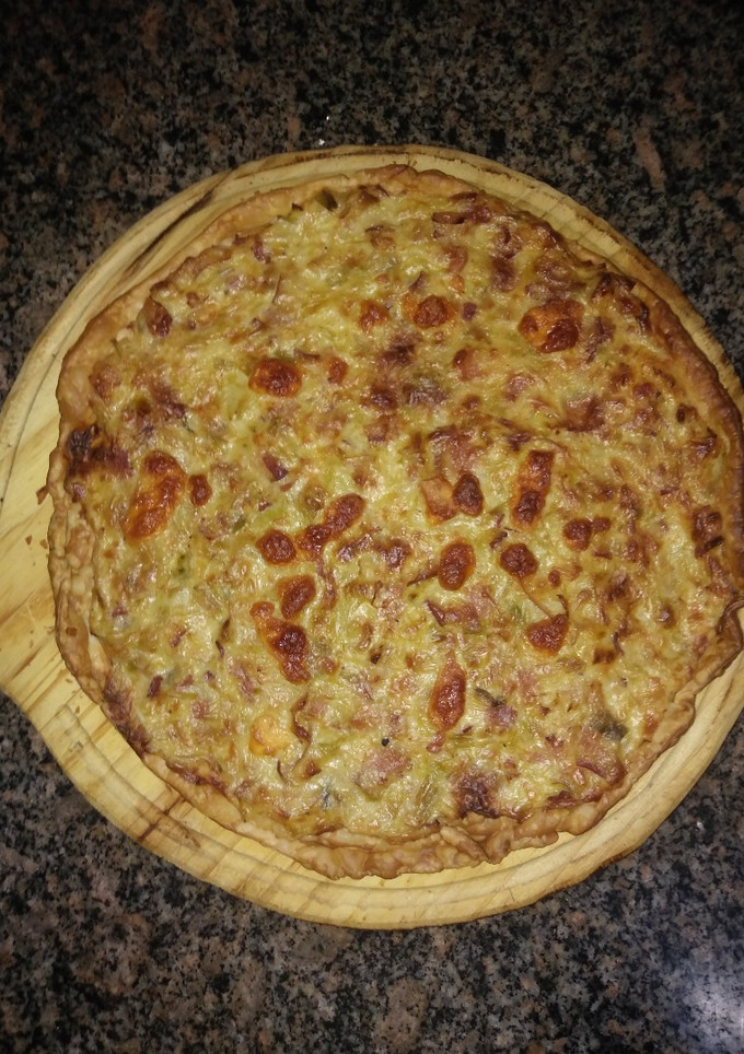 Una foto de Quiche Lorraine (tarta de puerro y panceta)