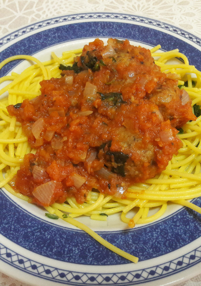Una foto de 🎥"Espaguetis Clemenza de El Padrino" bajos en grasa, sin gluten y veganos 🍝