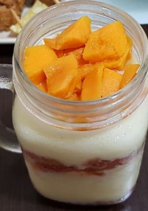 A picture of Mango Banana Custard.