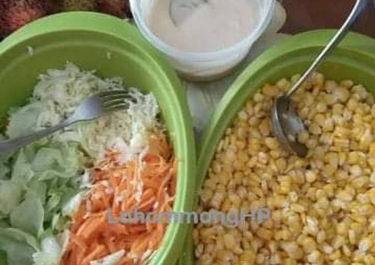 Langkah Mudah untuk Menyiapkan Salad kombinasi hokben Anti Gagal